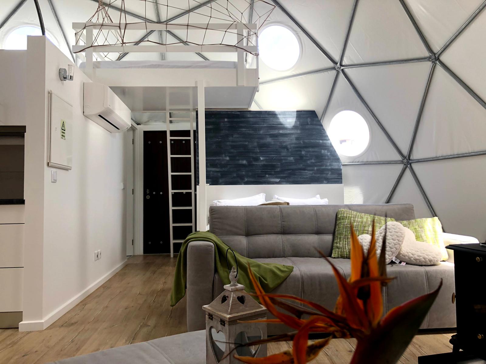 Luxury Dome (*)